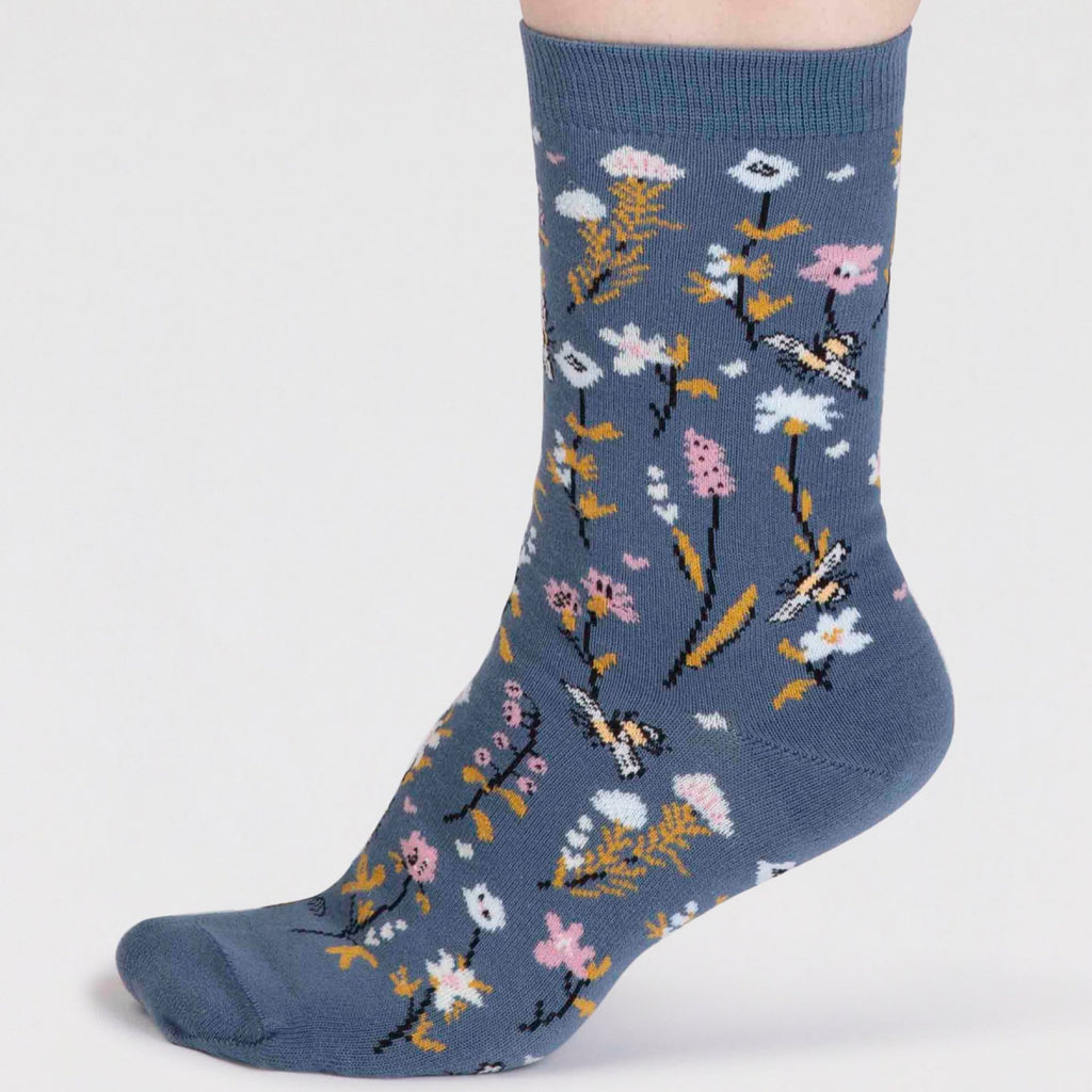 Buzzy Bees & Floral Organic Cotton Socks Misty Blue