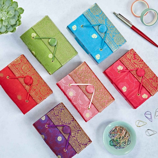Small Sari Journals in all colours.