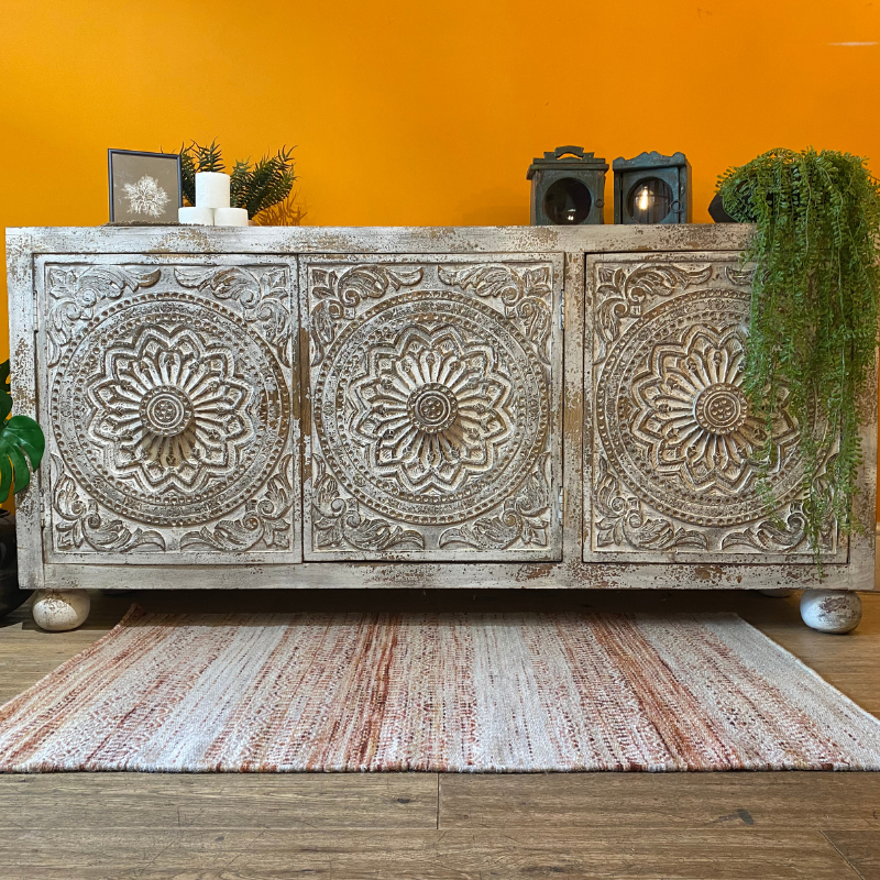 Sideboards & Media Units - Uneeka