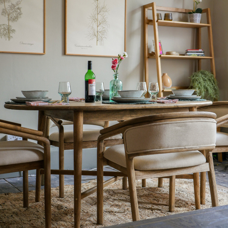 Dining - Uneeka