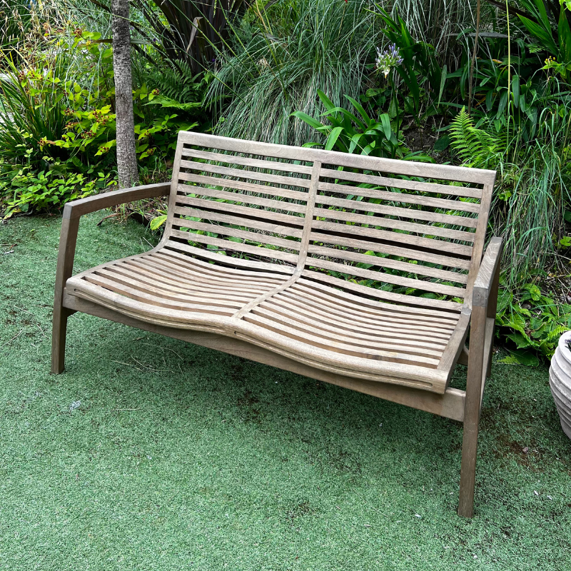 Outdoor Furniture - Uneeka