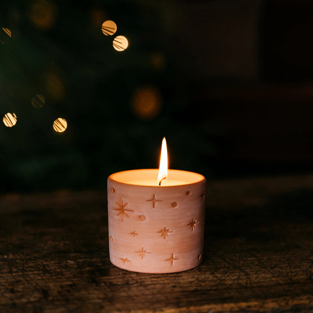 St Eval Star Gazy Ceramic Pot Candle Orange & Cinnamon - F01573 - Uneeka