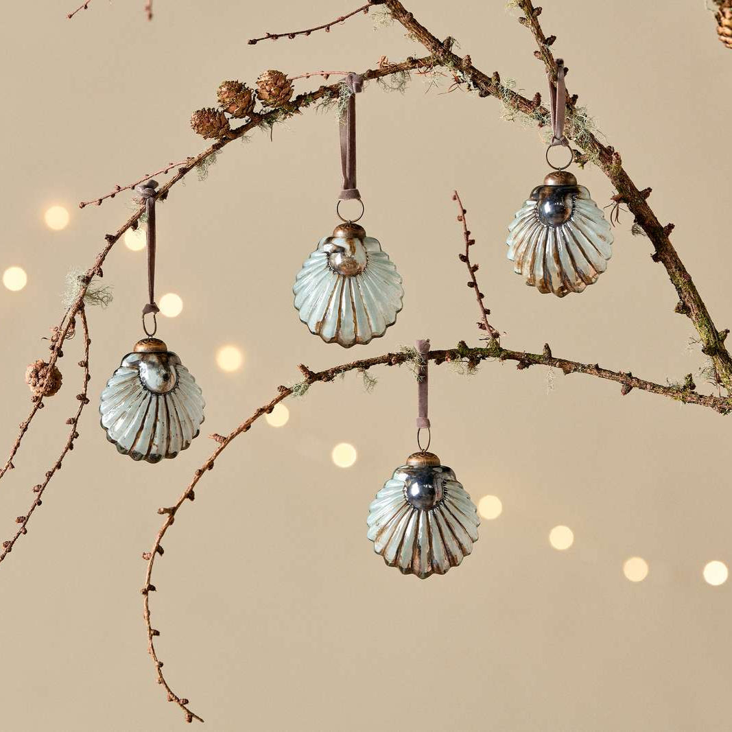 Gold & Cream Sohni Shell Baubles - SB1901 - Uneeka