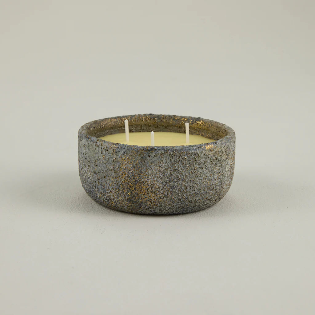St Eval Small Alchemy Ceramic Pot Candle Winter Thyme - F01568 - Uneeka