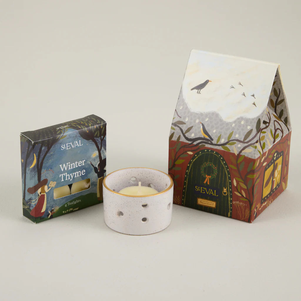 St Eval Christmas Cottage Winter Thyme - F01890 - Uneeka
