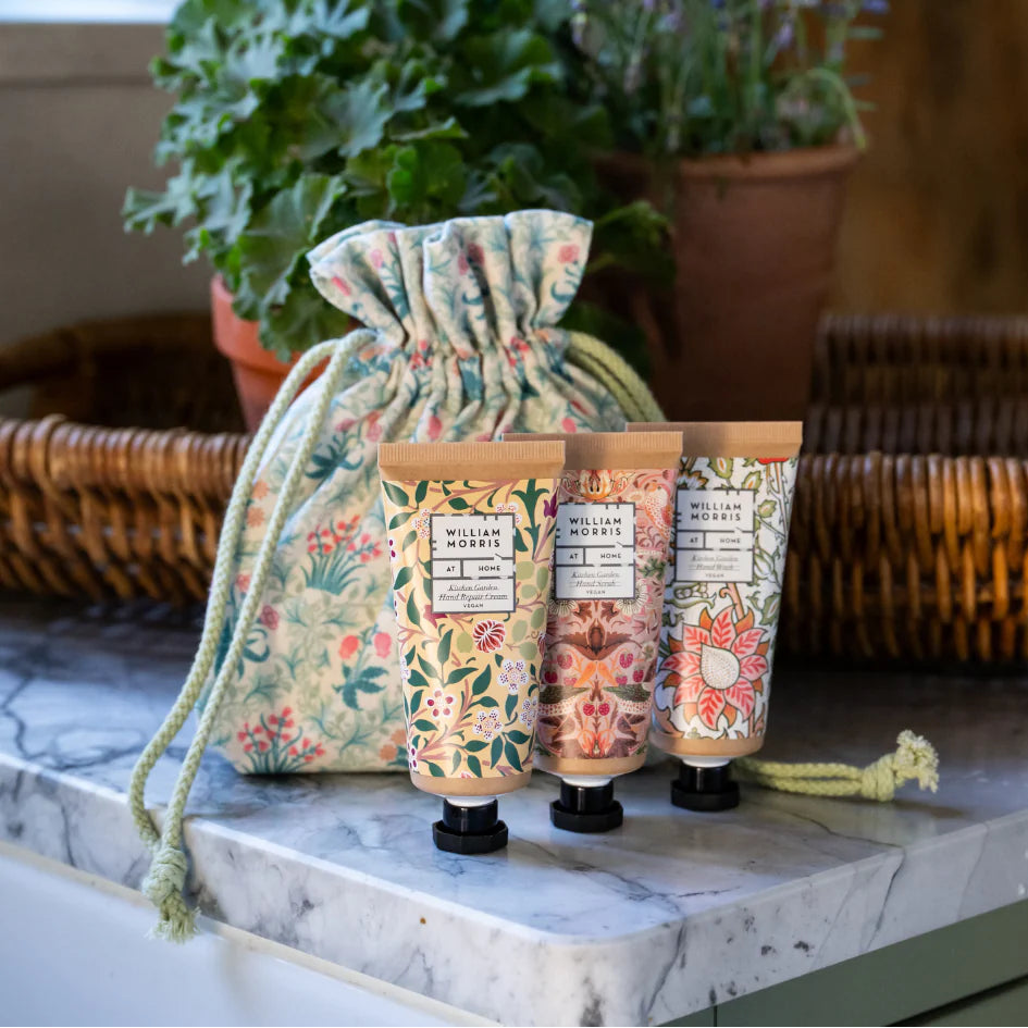 William Morris Kitchen Garden Hand Essential Gift Set - FG5572 - Uneeka