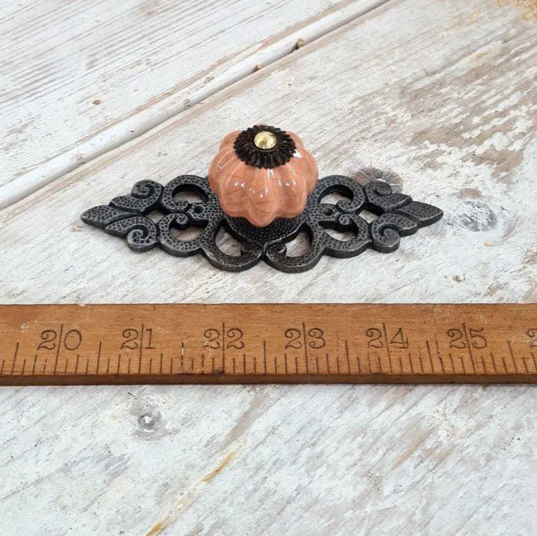 Crackle Rust Ceramic Knob with Filigree Backplate - 49.089F.AI.50 - Uneeka