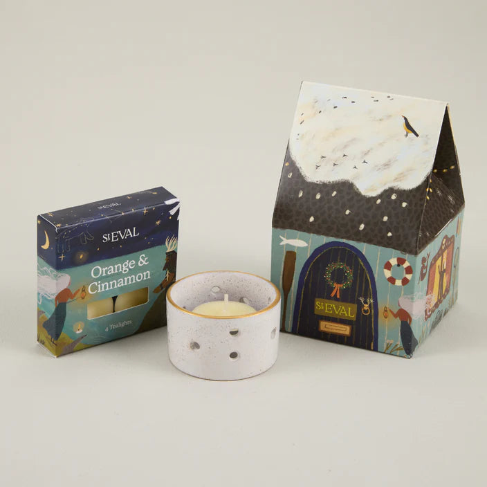 St Eval Christmas Cottage Orange & Cinnamon - F01889 - Uneeka