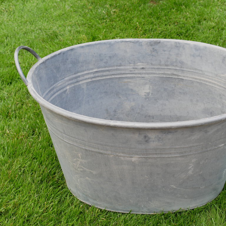 Large Metal Tub Planter With Handles - 9480 - Uneeka