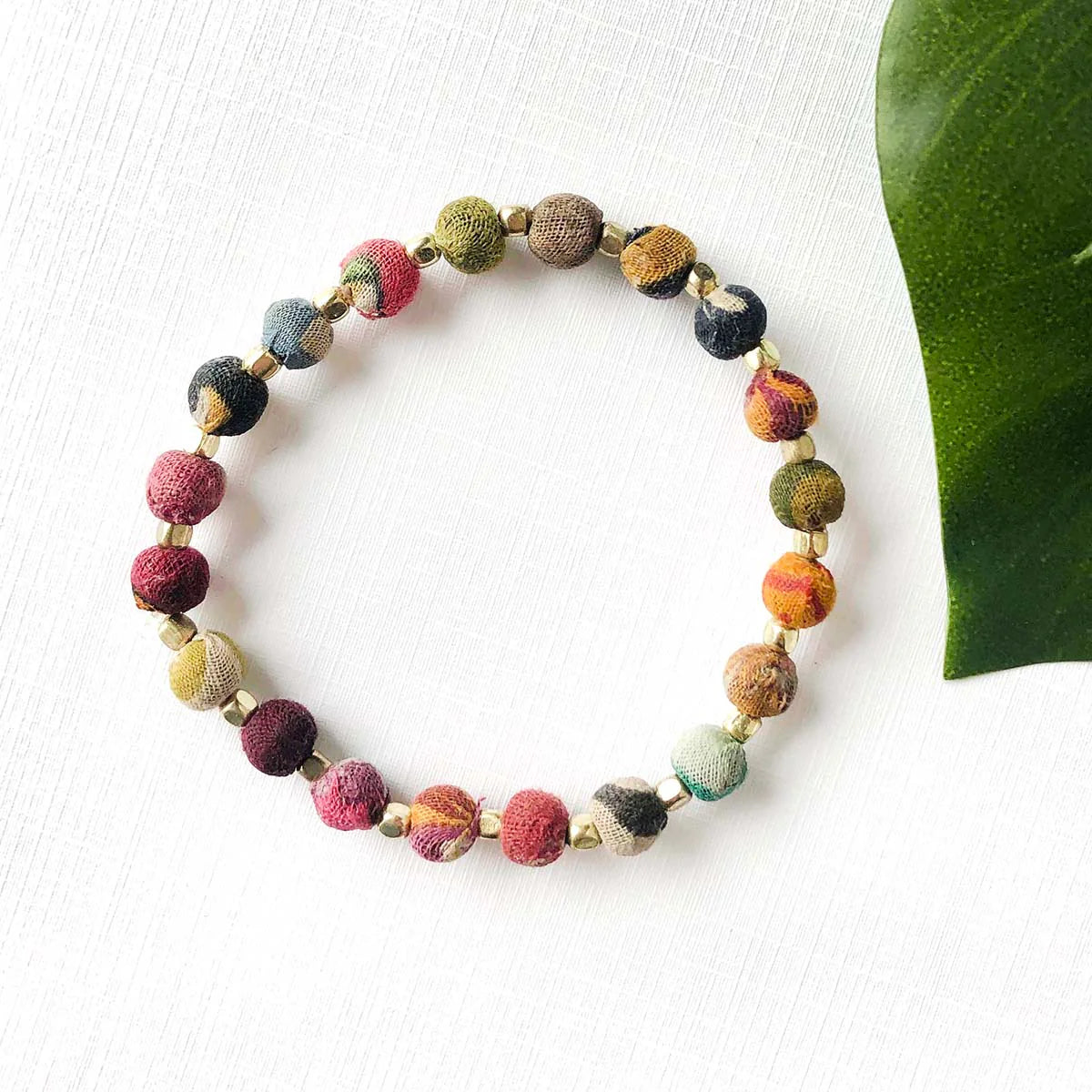 Kantha & Brass Bead Simple Bracelet - AC-881 - Uneeka