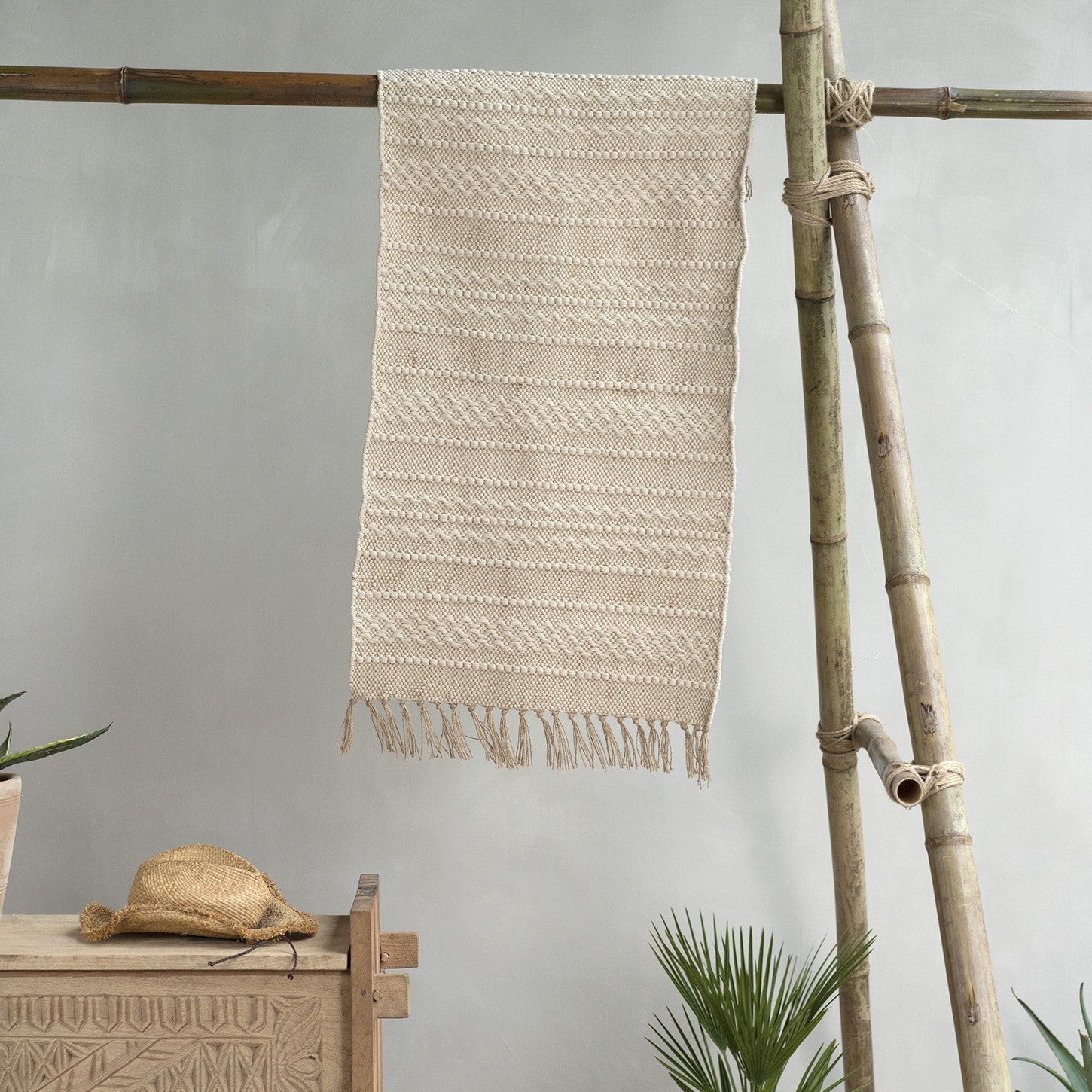 Andiya Neutral Handloom Rug - Uneeka