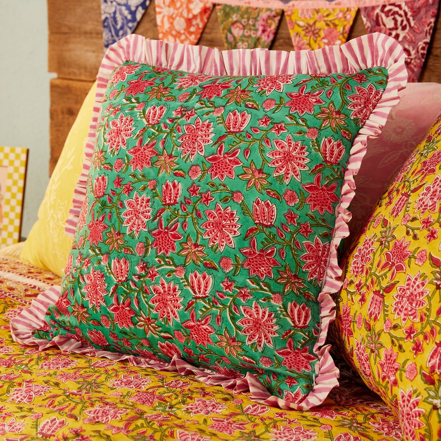 Block Print Ruffle Edge Cushion - Green - Uneeka
