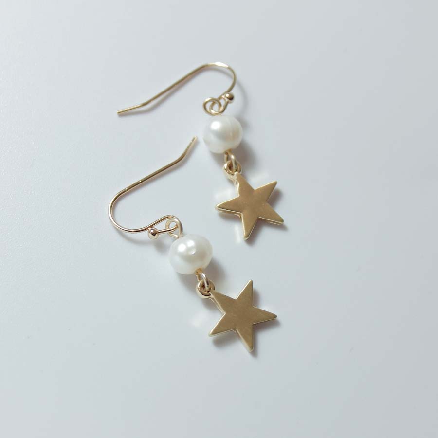 Brushed Star with Natural Pearl Drop Earrings Gold