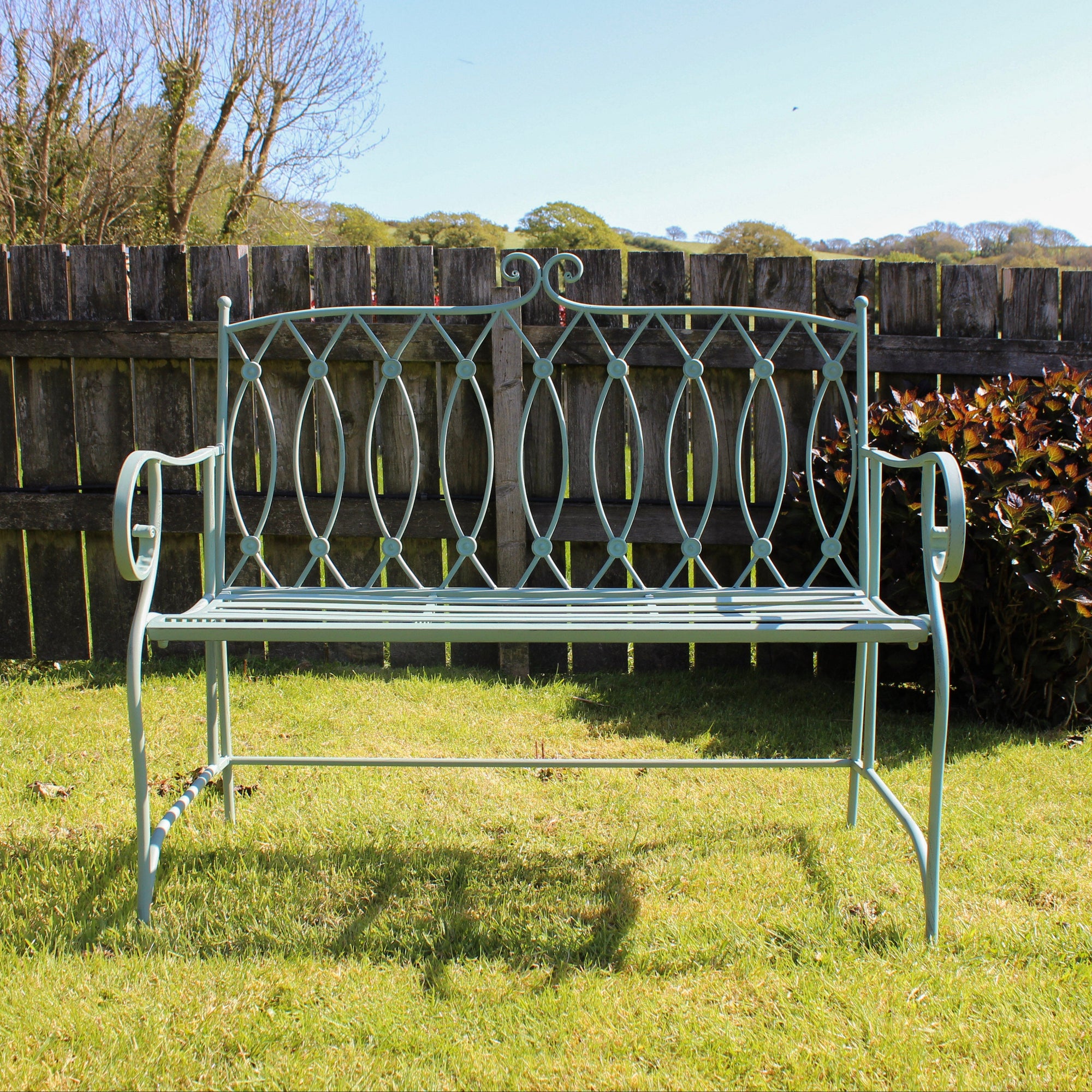 Button Detail Outdoor Bench - 6404 - Uneeka