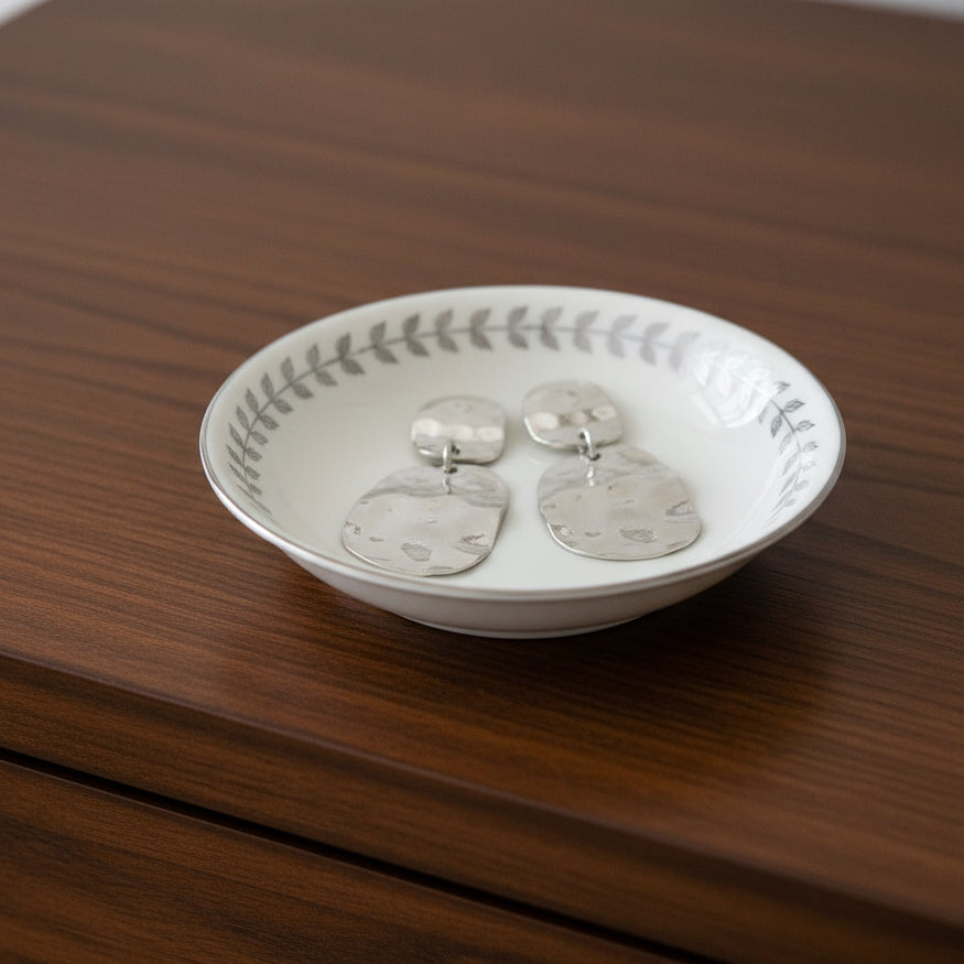 Hammered Disc Drop Stud Earrings - CE-1808-SL - Uneeka