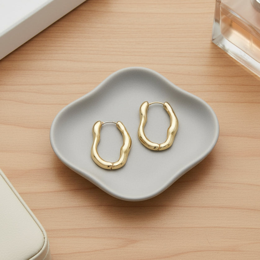 Organic Shaped Hoop Clip Earrings - CE-6100-GD - Uneeka