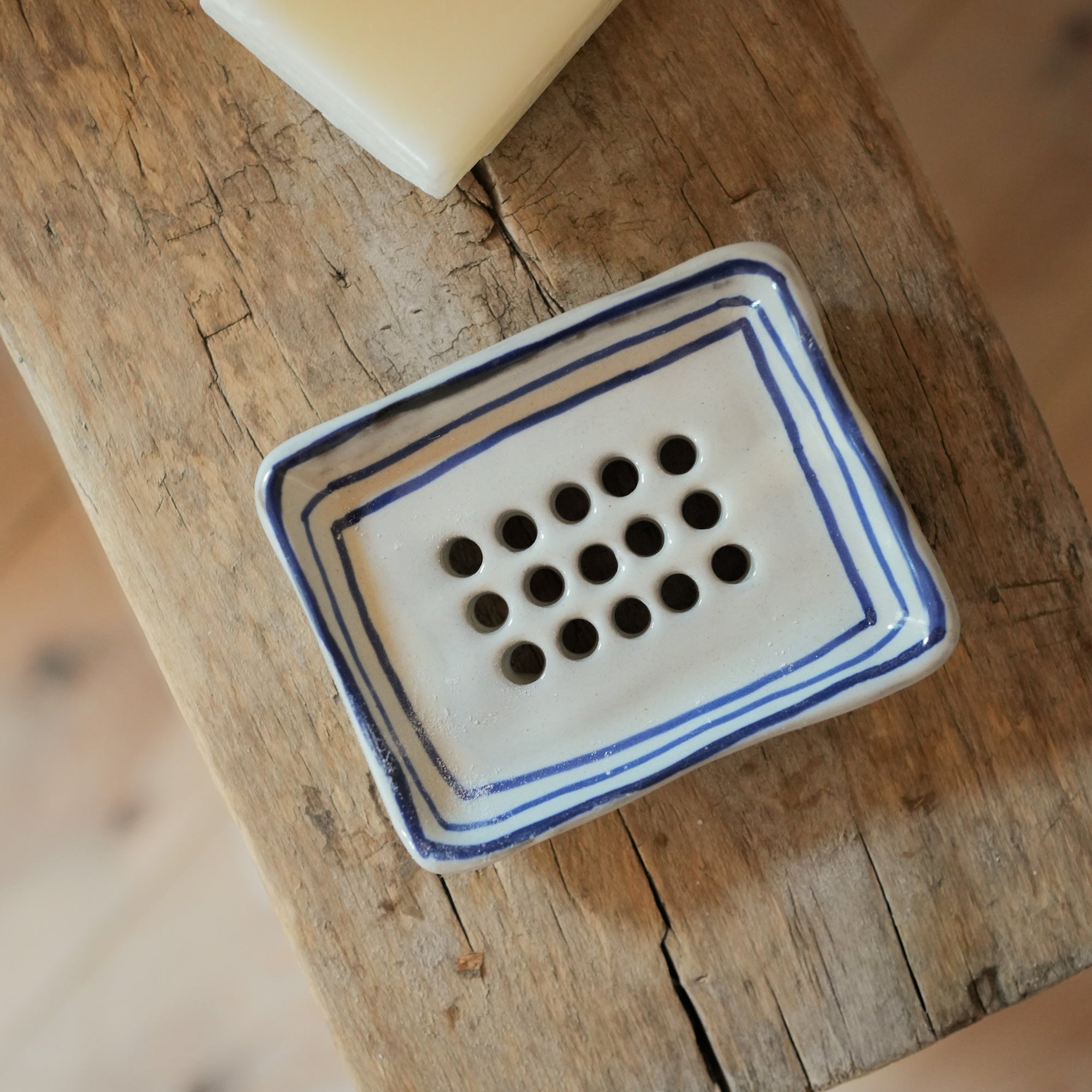 Hand Painted Striped Soap Dish - MWPT278 - Uneeka