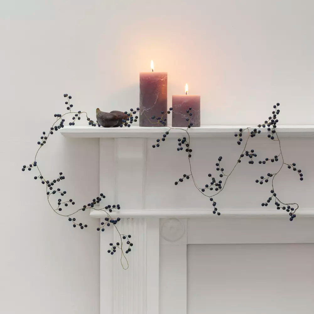 Winter Berry Wire Garland - EW24112 - Uneeka