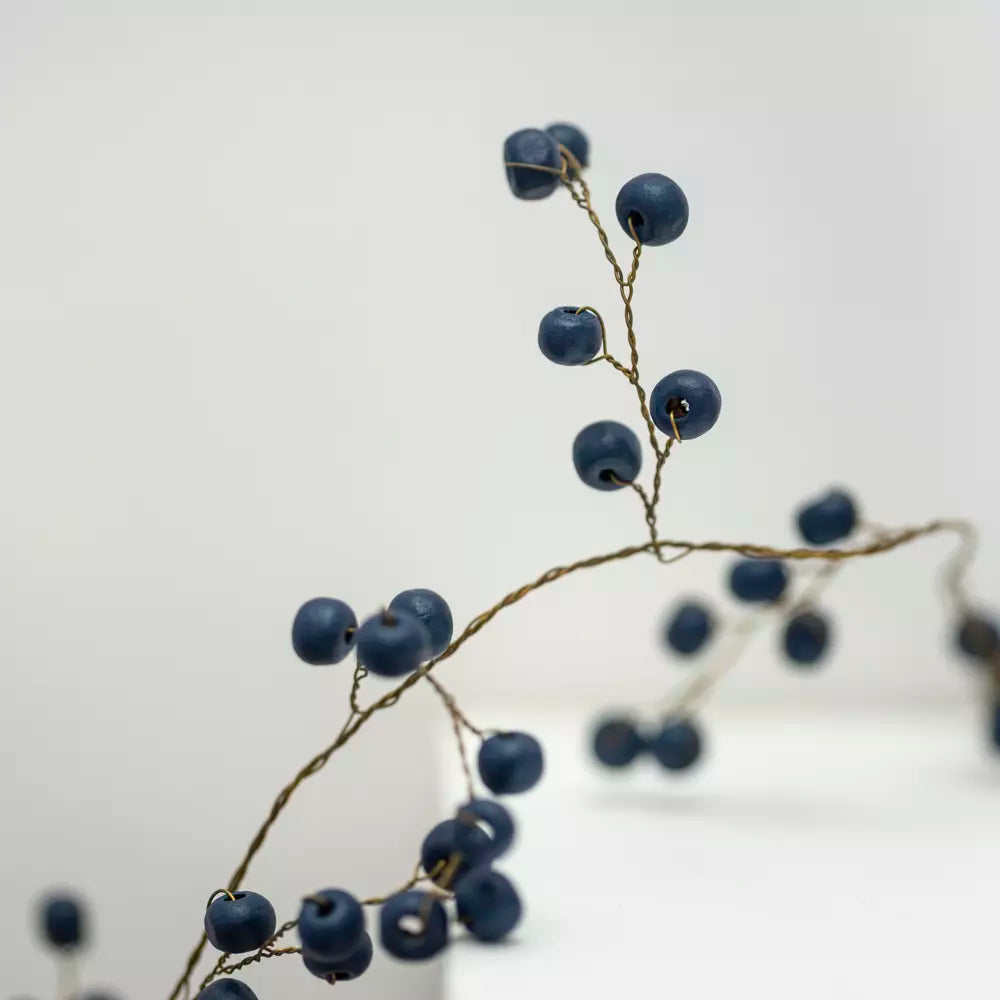 Winter Berry Wire Garland - EW24112 - Uneeka