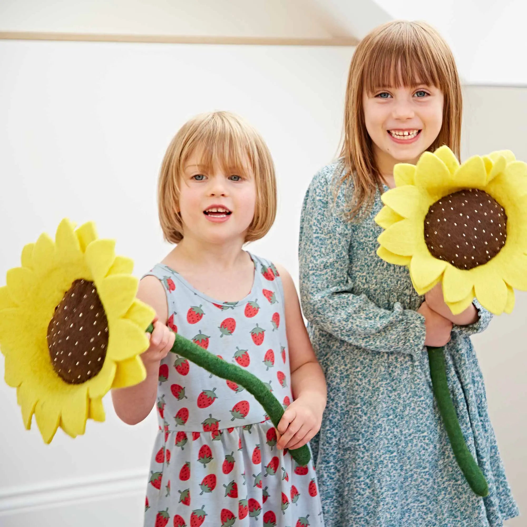 Large Felt Sunflower - FSUNF-XX - Uneeka