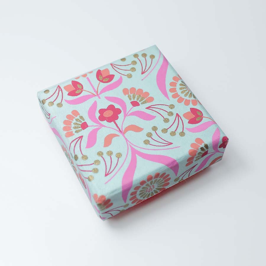 Floral Bouquet Jewellery Gift Box Small Pink