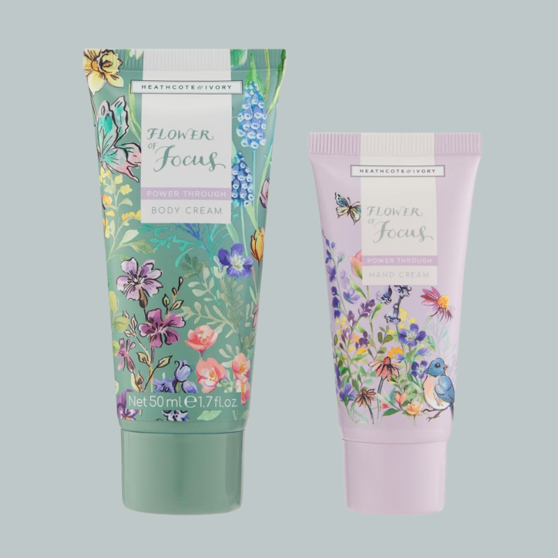 Flower Of Focus Velvet Cosmetic Bag Gift Set - Uneeka