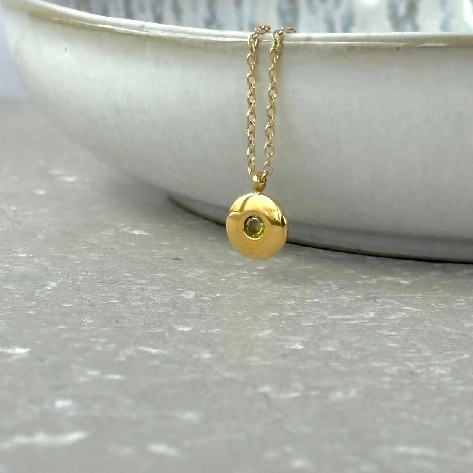 Gold Disc Pendant Necklace With Zirconia Crystal - NCK063-G - Uneeka