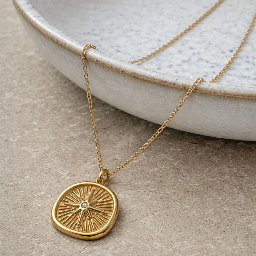 Gold Starburst Pendant Necklace - NCK036 - Uneeka