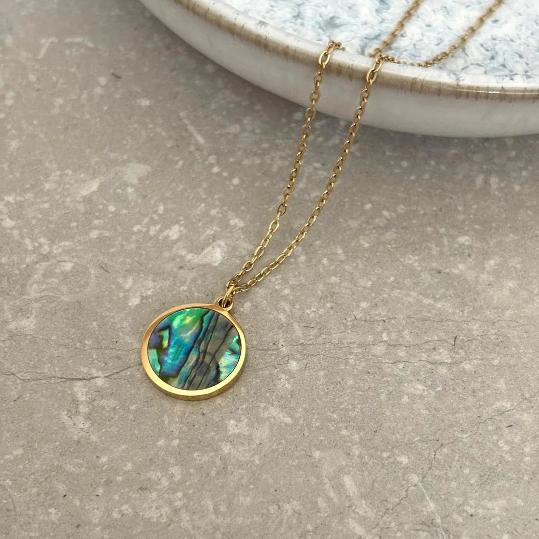 Gold Green Marbled Disc Necklace - Uneeka