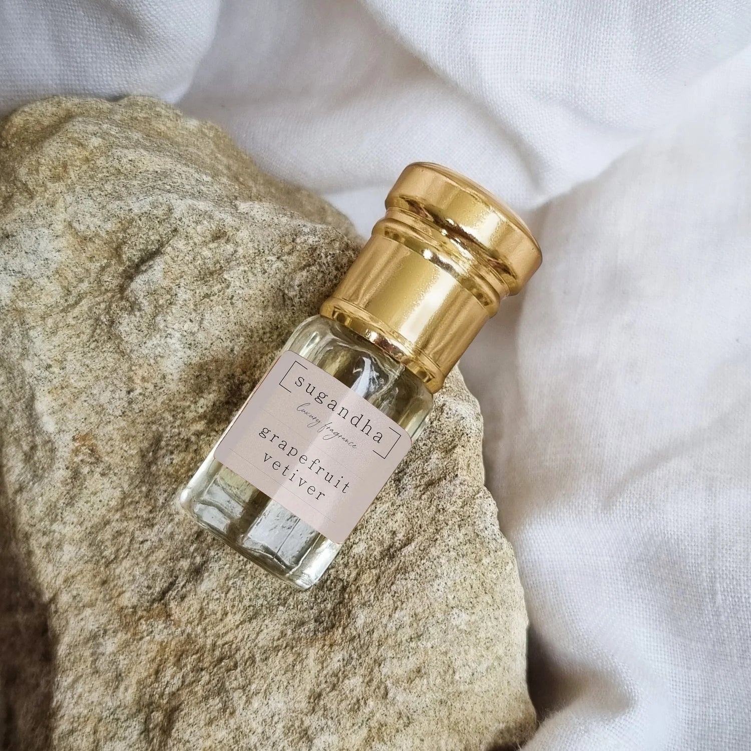 Grapefruit & Vetiver Roll On Perfume - Grapefruit-vetiver - Uneeka