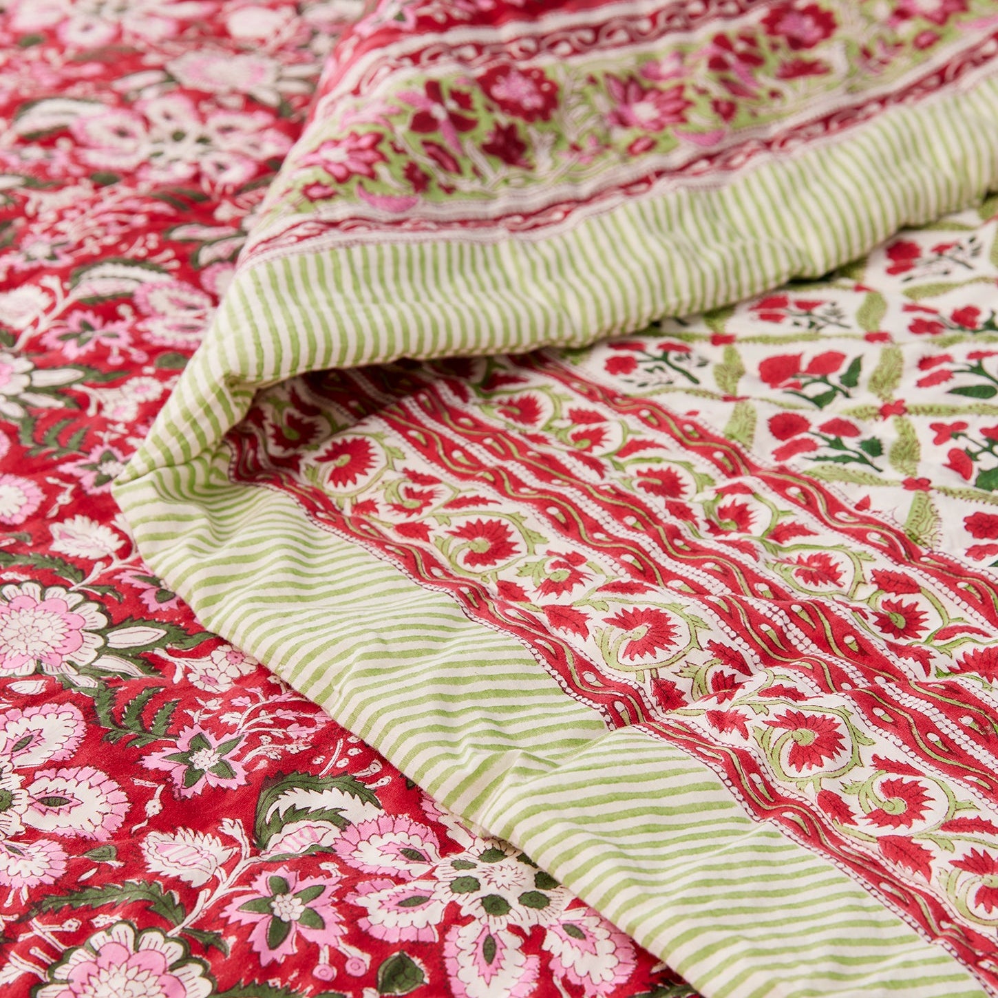 Gulab Floral Block Print Reversible Double Quilt - Uneeka