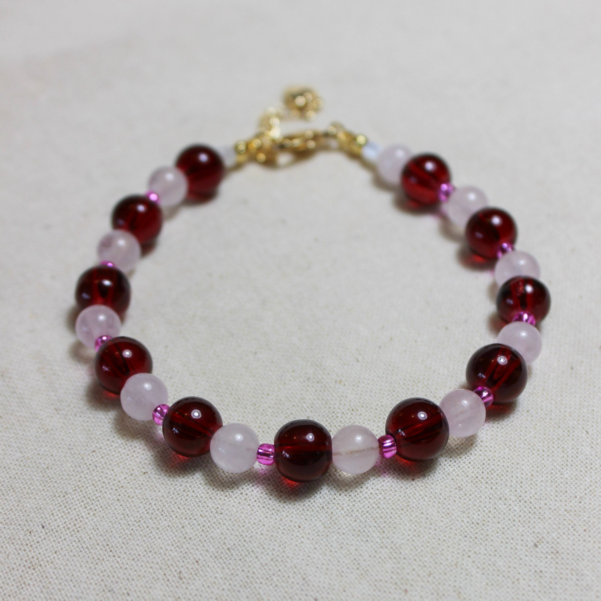 Pink & Burgundy Glass Bead Bracelet - BB22 - Uneeka