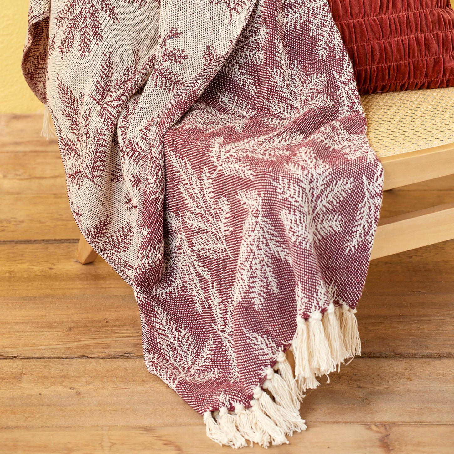 Leaf Patterned Recycled Cotton Throw - Burgundy - Uneeka