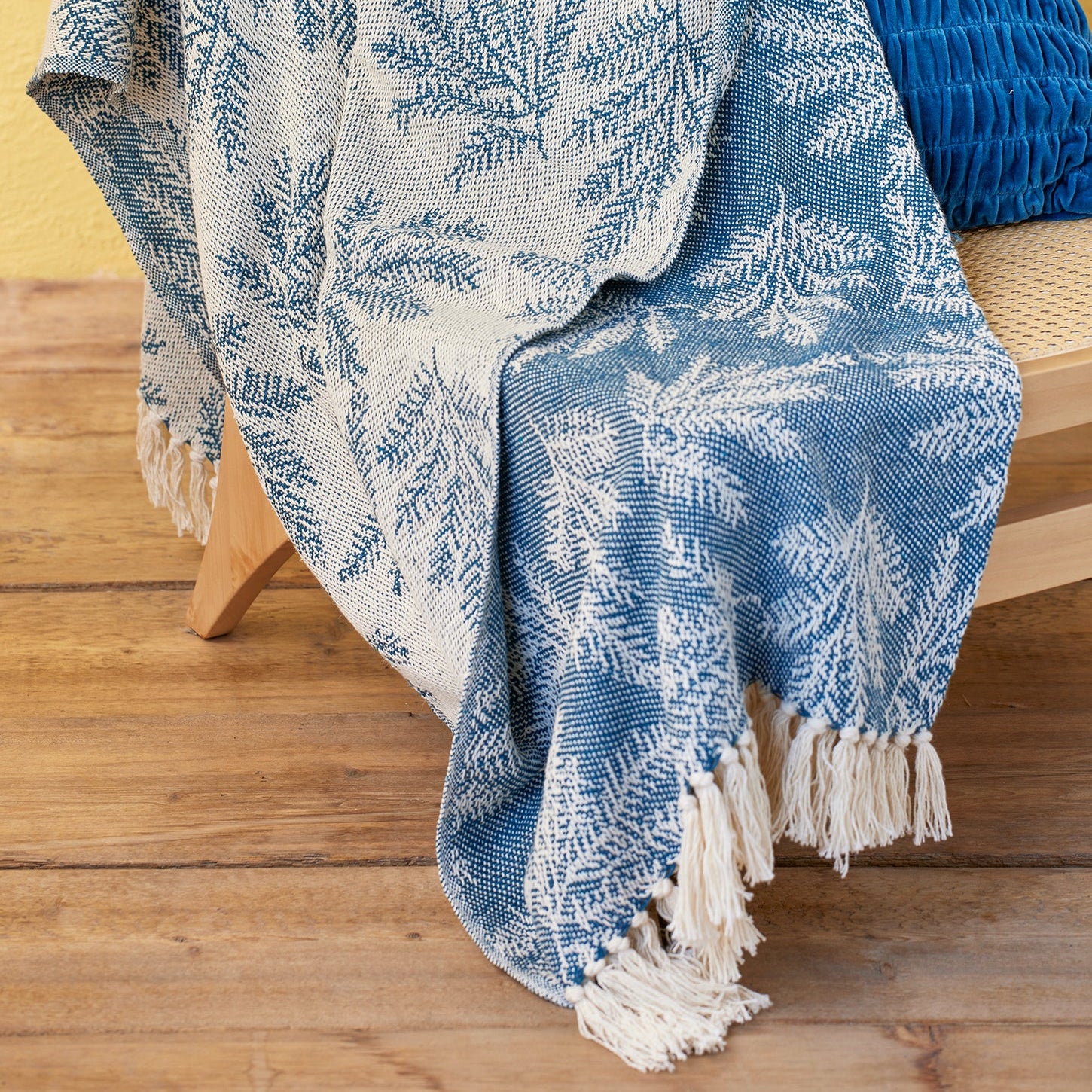 Leaf Patterned Recycled Cotton Throw - Blue - Uneeka