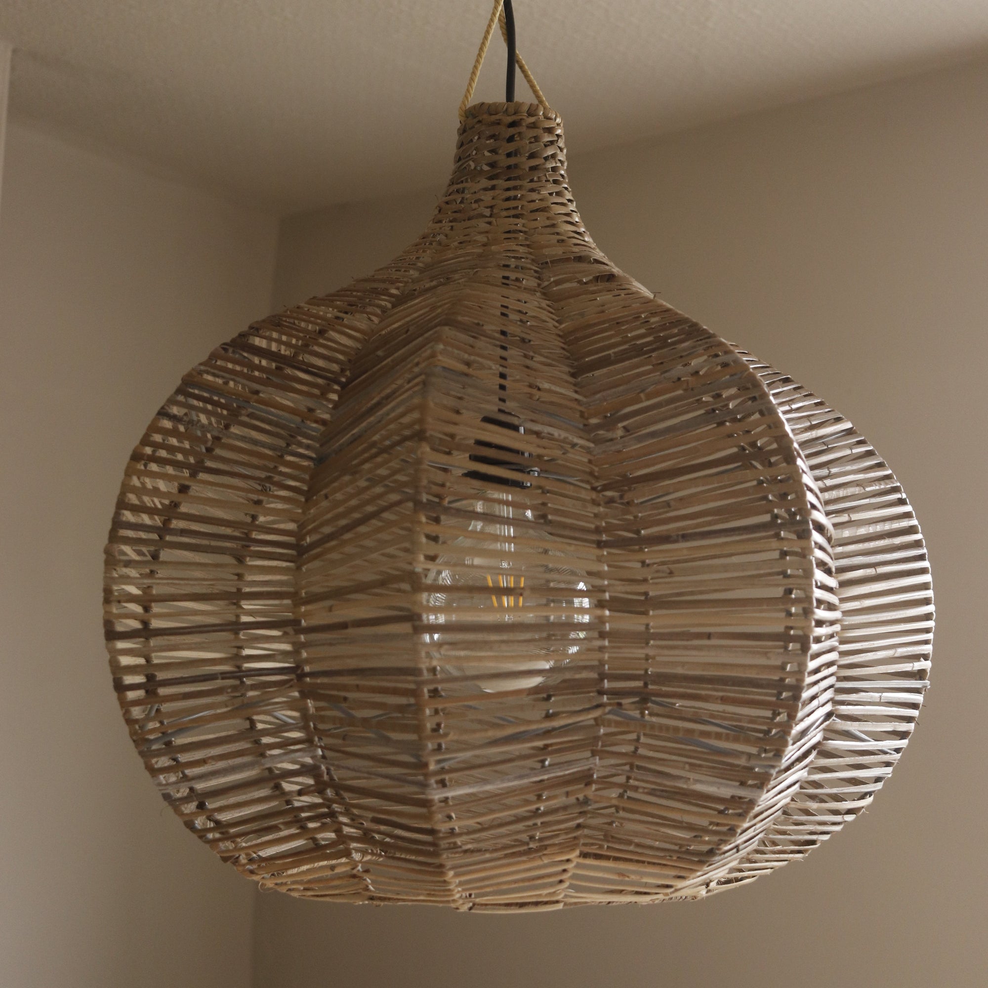 Star Shaped Rattan Hanging Ceiling Lamp Shade - HGW63 - Uneeka