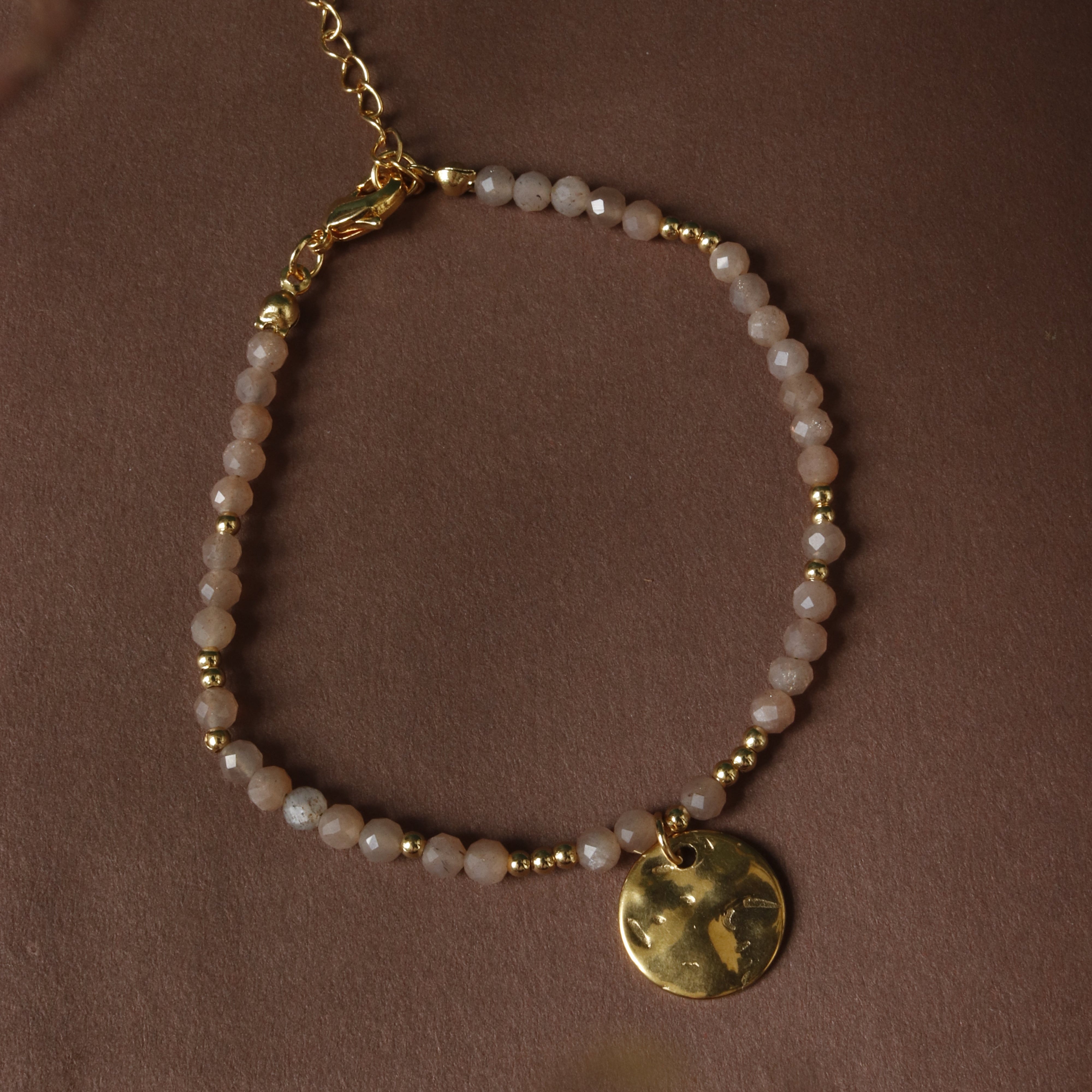 Beaded Gold Bracelet With Gold Disc - BR014-PI - Uneeka