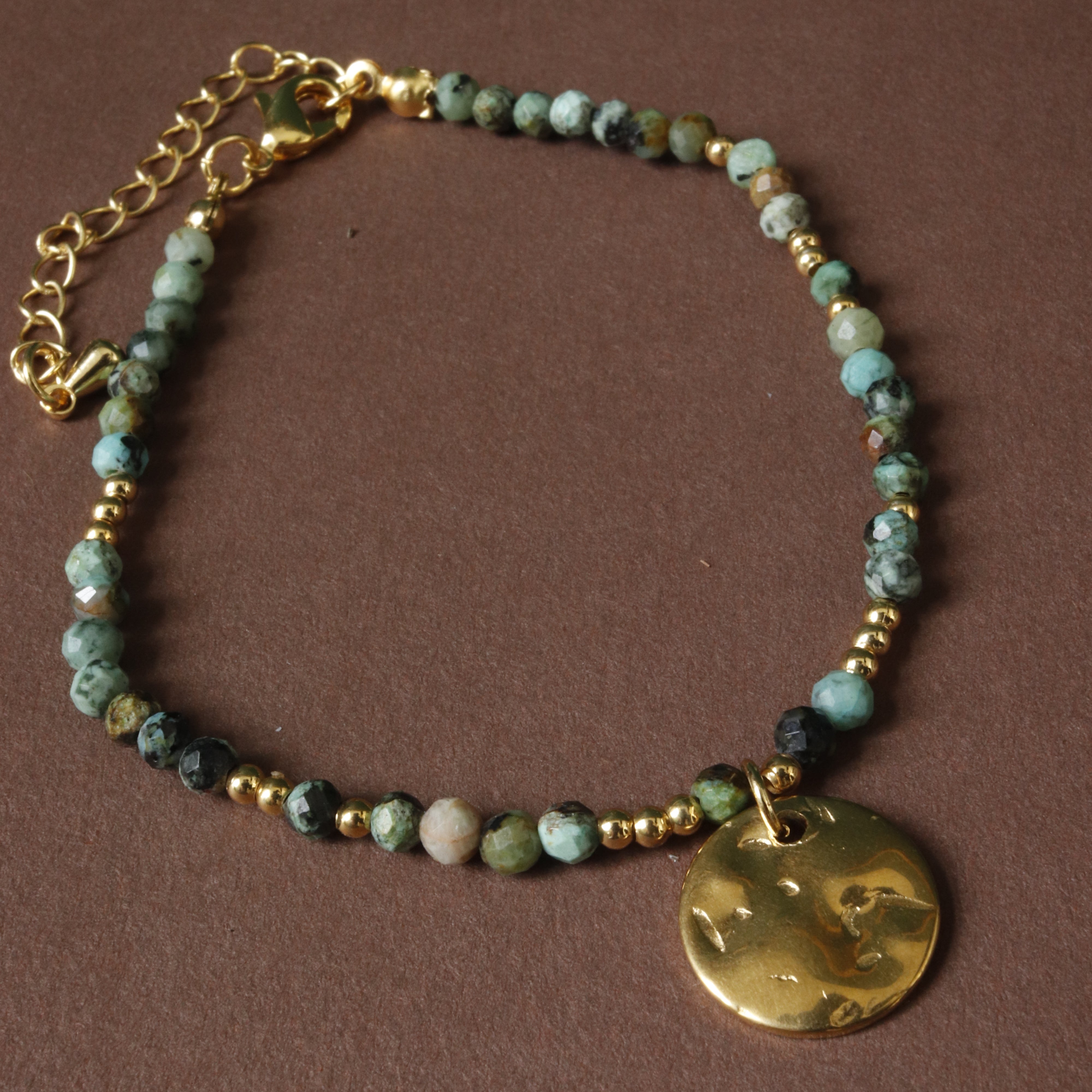Beaded Gold Bracelet With Gold Disc - BR014-T - Uneeka