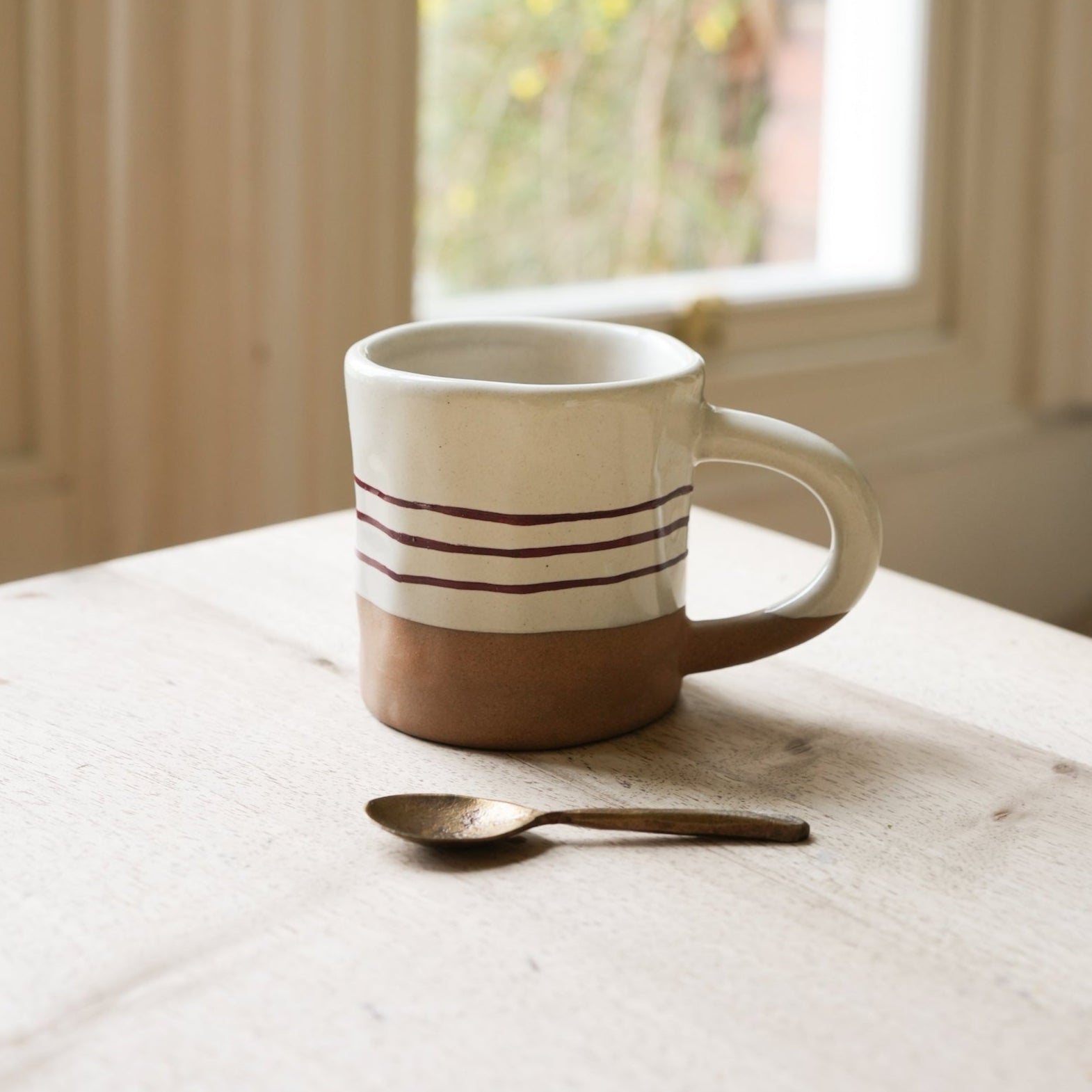 Hand Painted Striped Mug - MWPT225 - Uneeka
