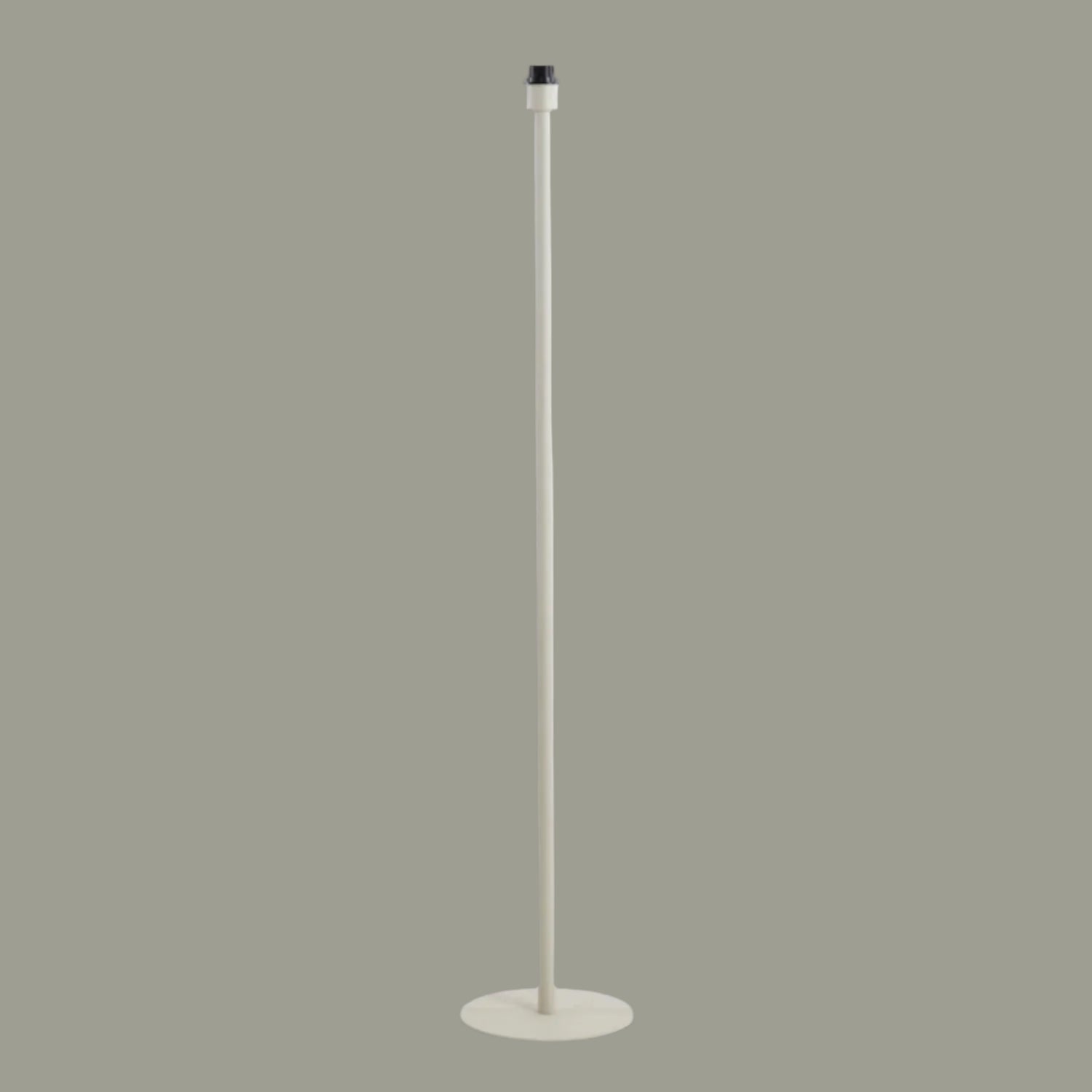 Minimal Flat Base Floor Lamp - 1725325 - Uneeka