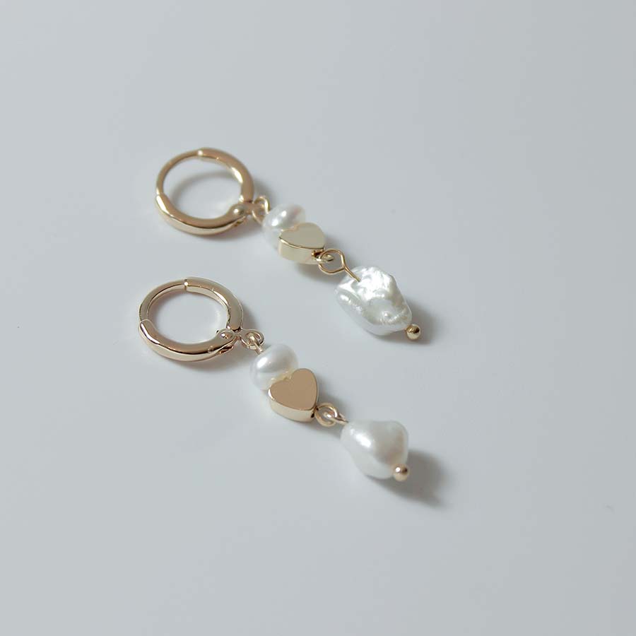 Natural Pearl & Heart Drop Earrings Gold