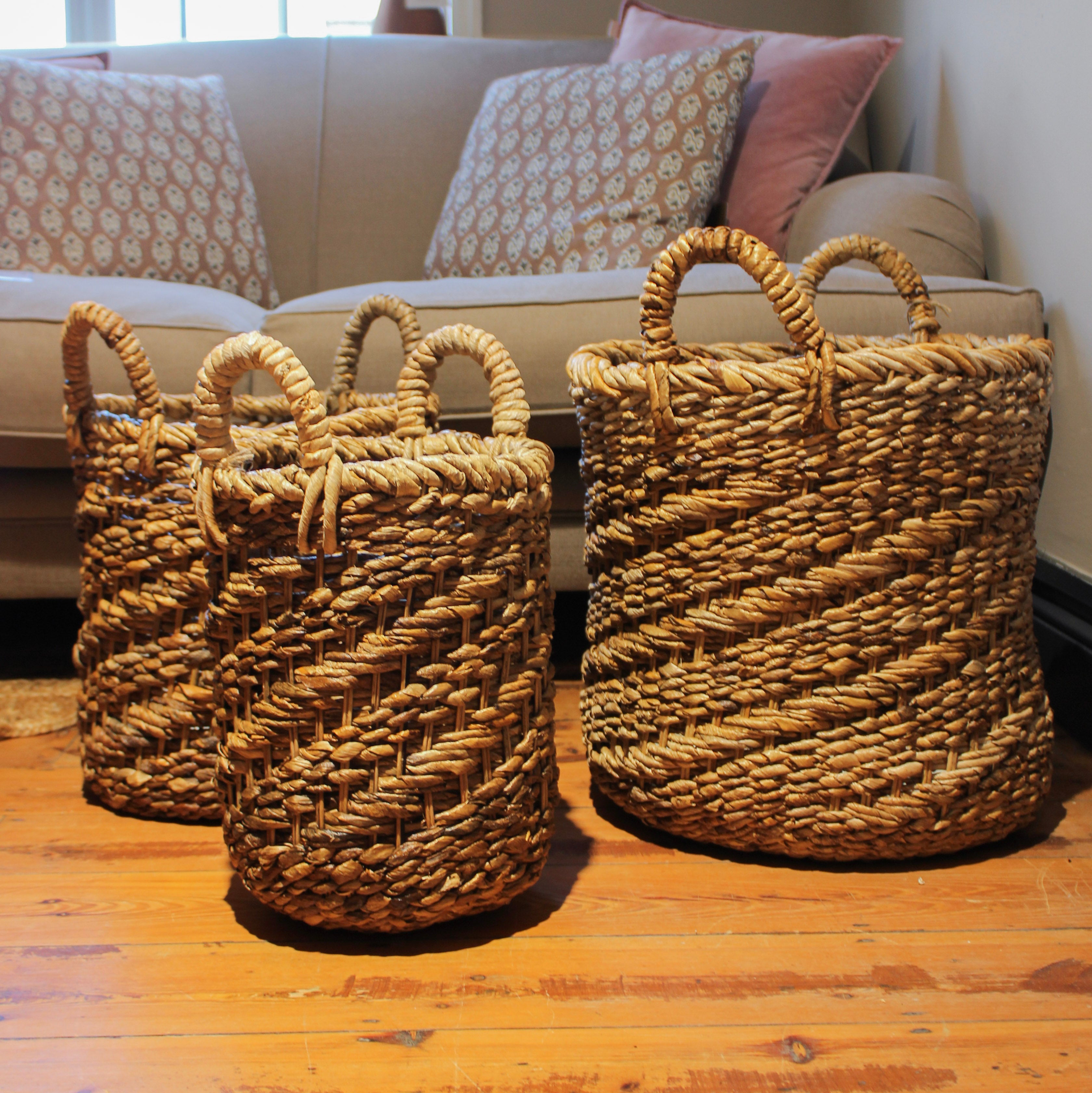 Natural Banana Fibre Spiral Design Basket - P1112 - Uneeka