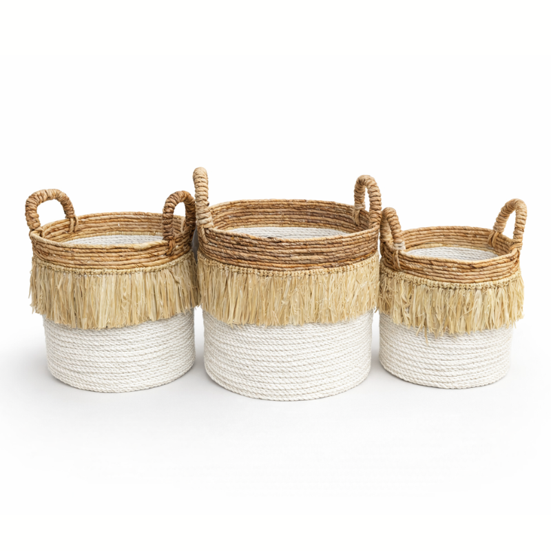Natural & White Banana Fibre Basket With Sisal Tassel - P1182 - Uneeka