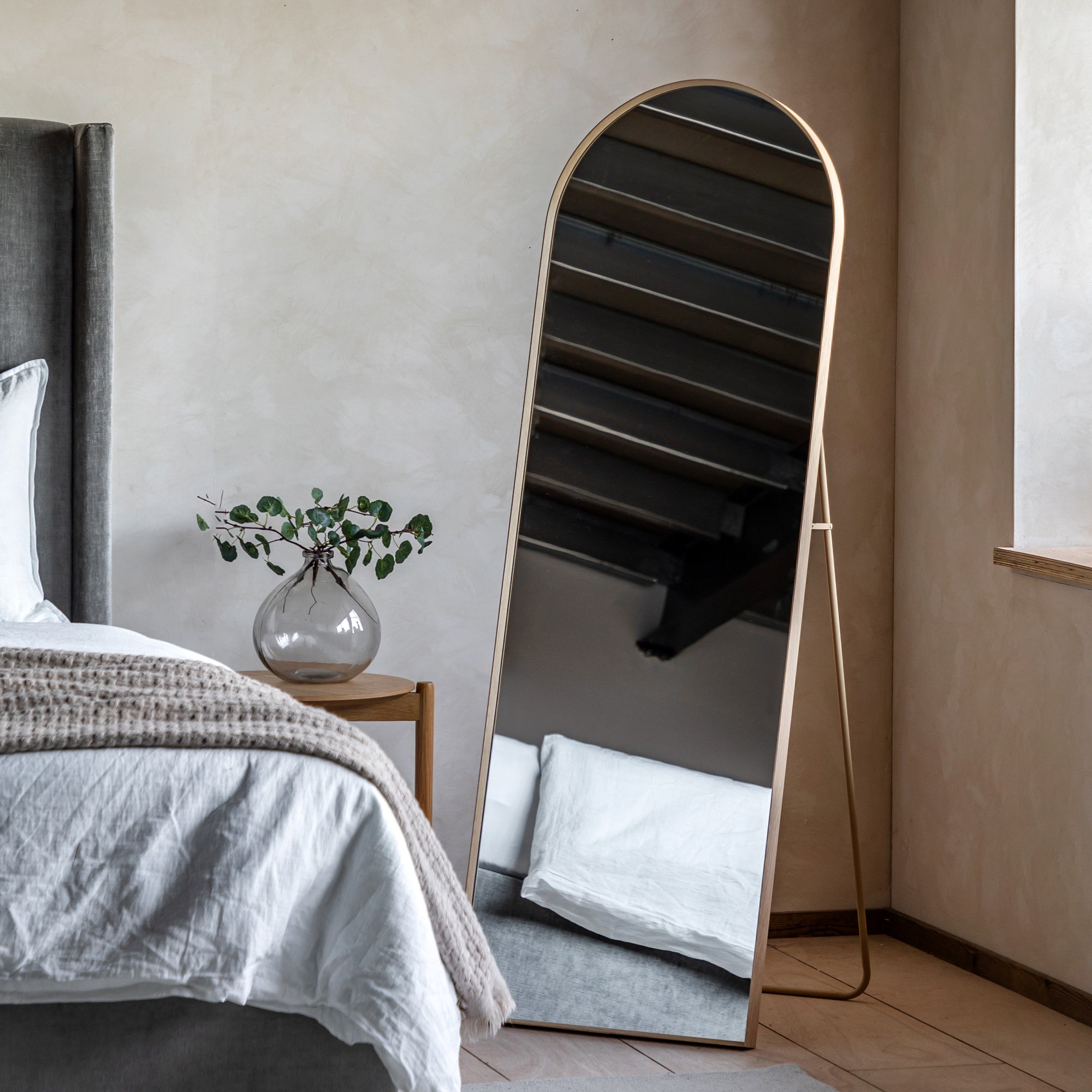 Oak Frame Arched Standing Mirror - Uneeka
