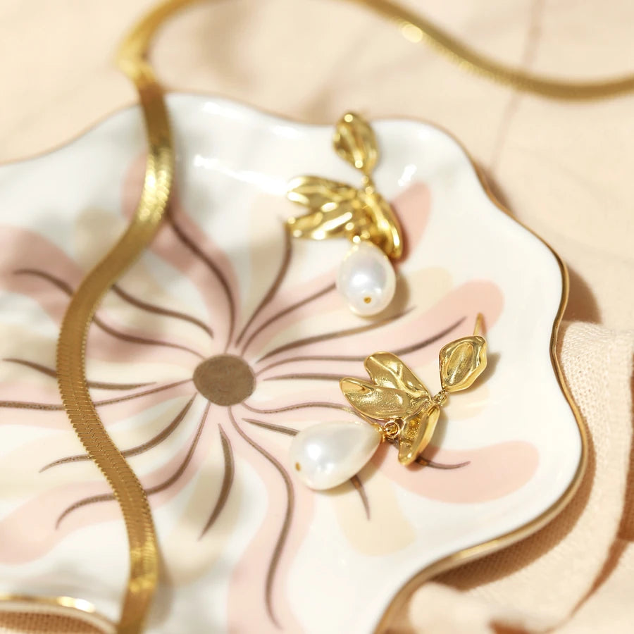 Organic Edge Floral Trinket Dish - 77605-LARGE - Uneeka
