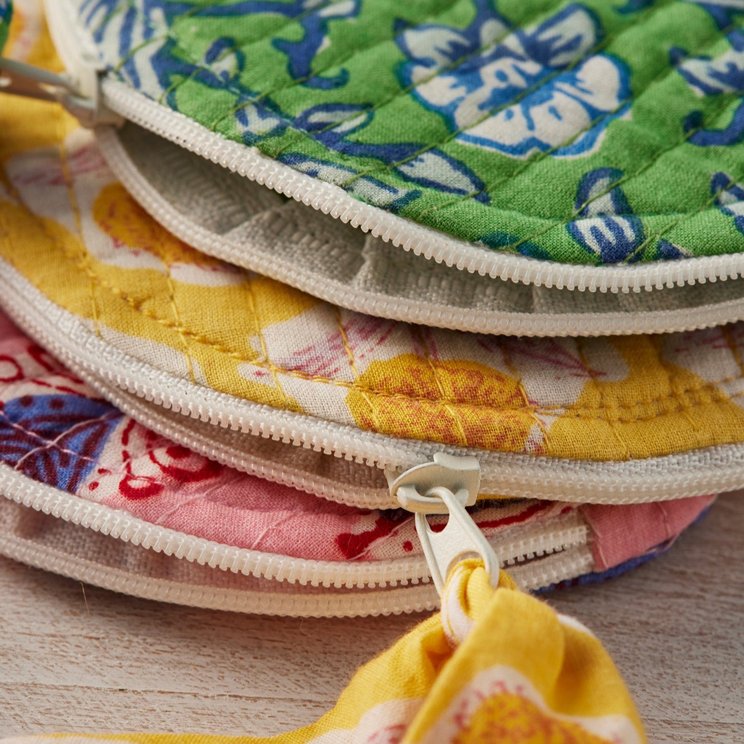 Assorted Colour Block Print Round Coin Purse - P22 - Uneeka