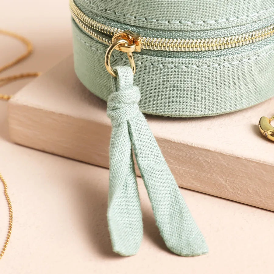 Quilted Mint Round Jewellery Case - 73049 - Uneeka