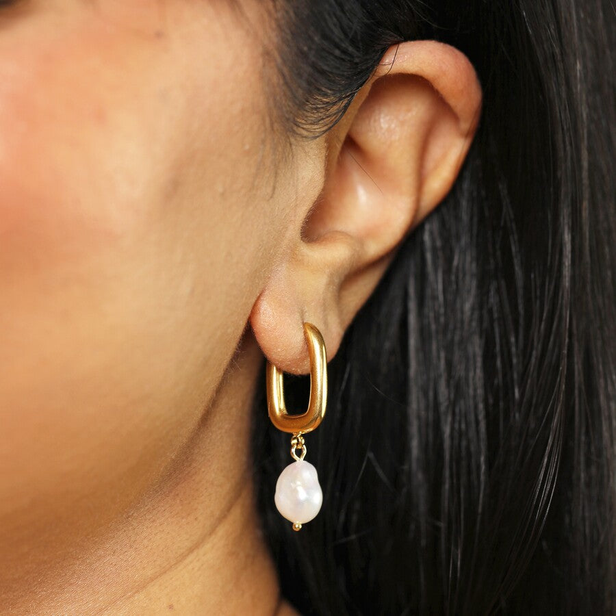 Rectangular Gold Pearl Drop Earrings - 78082 - Uneeka