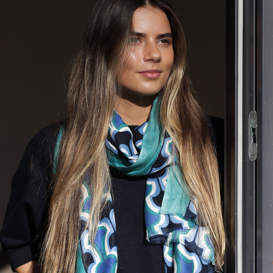 Retro Repeat Print Bamboo Scarf - 52978 - Uneeka