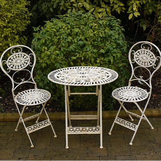 Rounded White Outdoor Garden Set - Uneeka