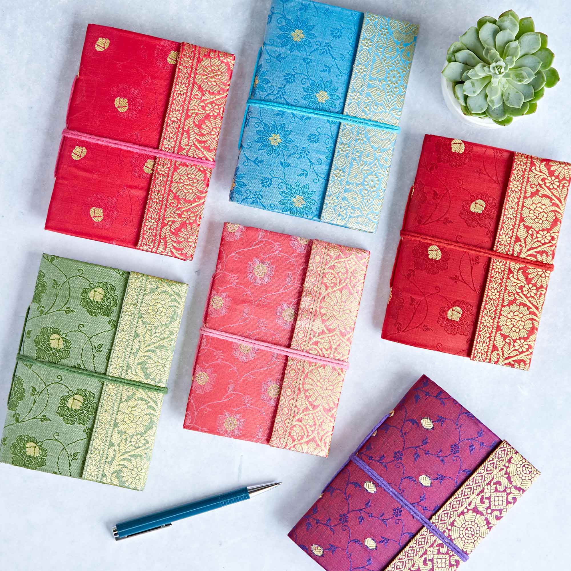 Medium Sari Notebook - SNB6 - Uneeka